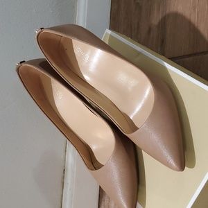 Michael Kors pumps